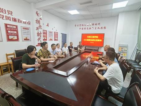 说明: 803a5d846ec03ecaa7586b7d14a7276
